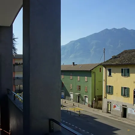 Porta Verzasca Hotell *