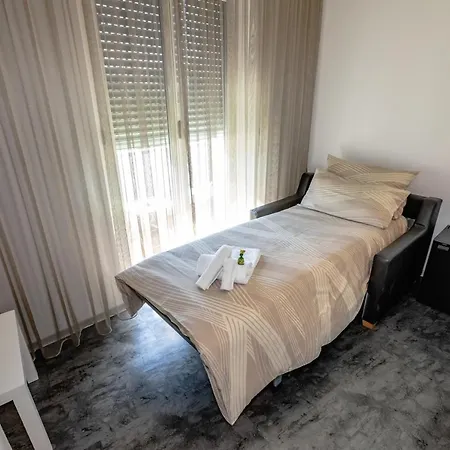 Porta Verzasca Hotell *